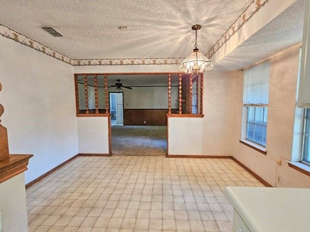 1713 Spring Branch Drive, Cleburne, TX 76033