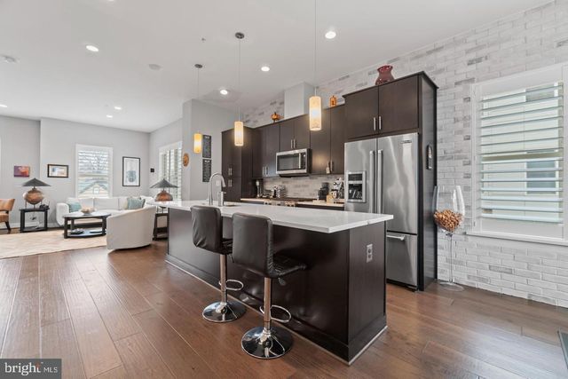 113 DYER CT., Herndon, VA 20170