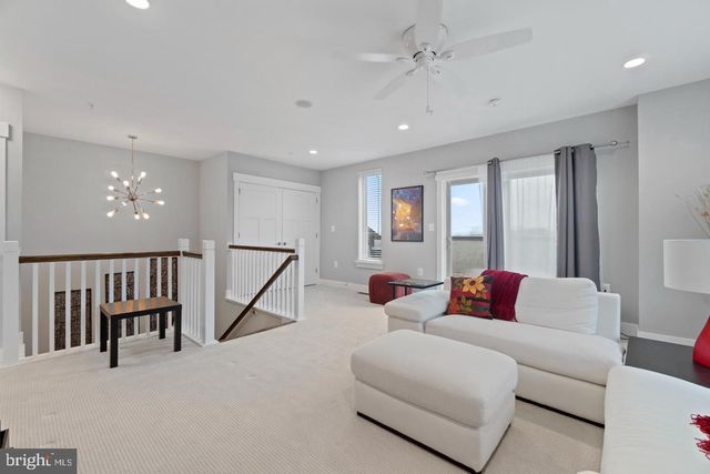 113 DYER CT., Herndon, VA 20170