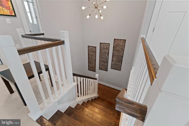 113 DYER CT., Herndon, VA 20170
