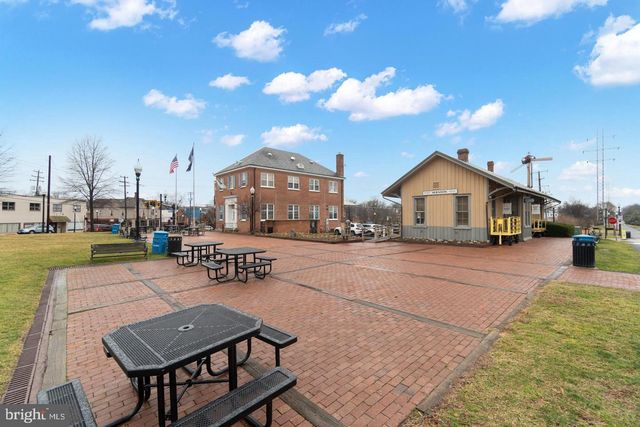 113 DYER CT., Herndon, VA 20170
