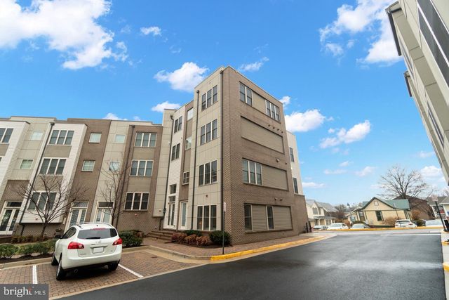 113 DYER CT., Herndon, VA 20170