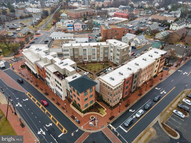 113 DYER CT., Herndon, VA 20170