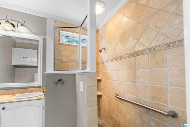 2557 MOUNTAIN WOODS DRIVE, Vestavia Hills, AL 35216