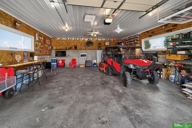 15690 S HWY 31 Highway, Gretna, NE 68028