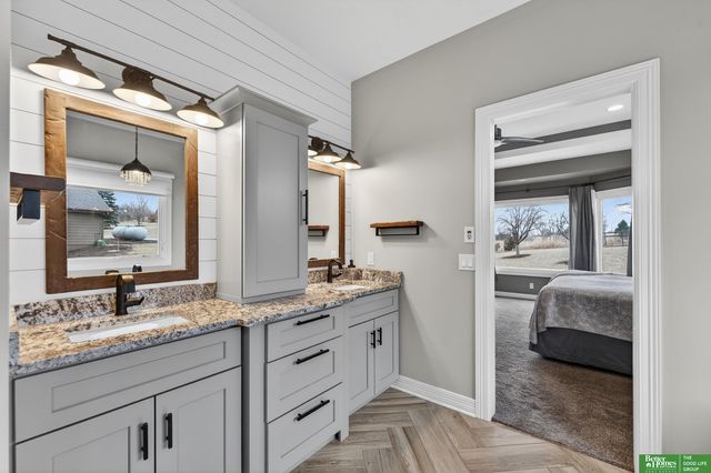 15690 S HWY 31 Highway, Gretna, NE 68028