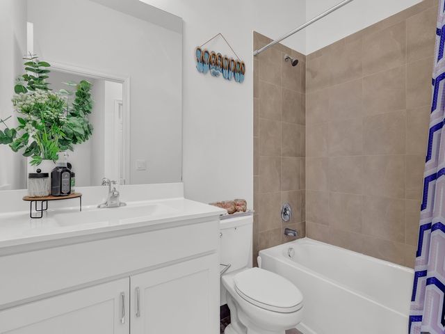 9842 E Villa Circle, Vero Beach, FL 32966