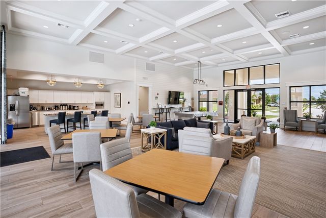 9842 E Villa Circle, Vero Beach, FL 32966