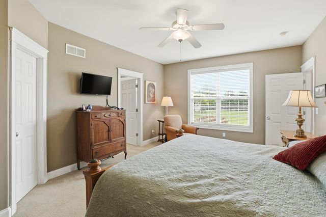 2100 Wittmer Lane, Valparaiso, IN 46383