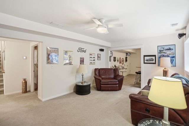 2100 Wittmer Lane, Valparaiso, IN 46383