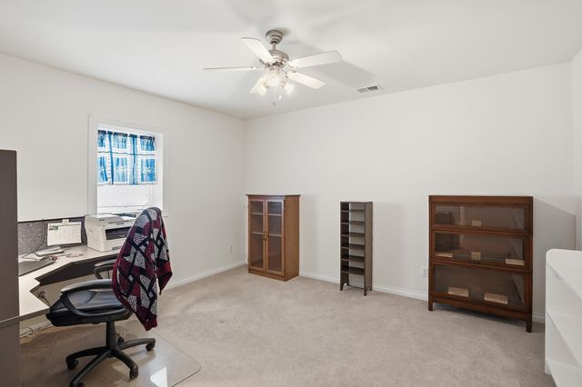 2100 Wittmer Lane, Valparaiso, IN 46383
