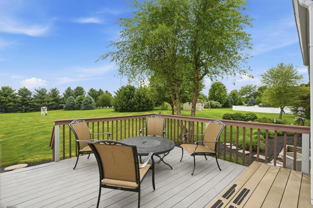 2100 Wittmer Lane, Valparaiso, IN 46383