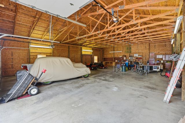 2100 Wittmer Lane, Valparaiso, IN 46383
