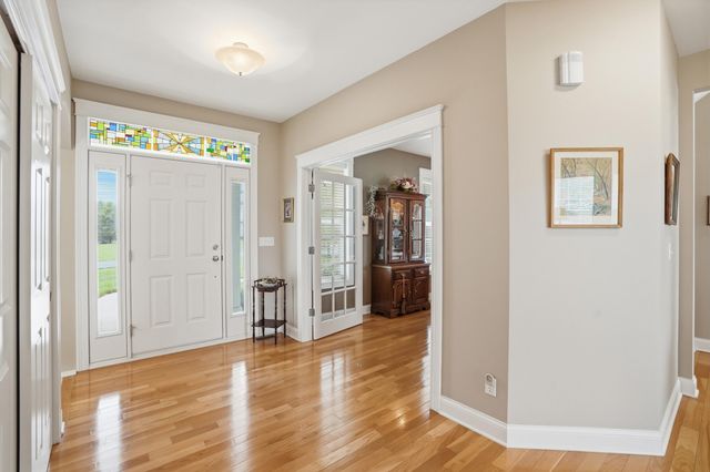 2100 Wittmer Lane, Valparaiso, IN 46383