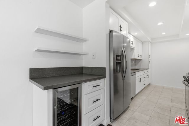 2018 Griffith Park Boulevard 203, Los Angeles, CA 90039