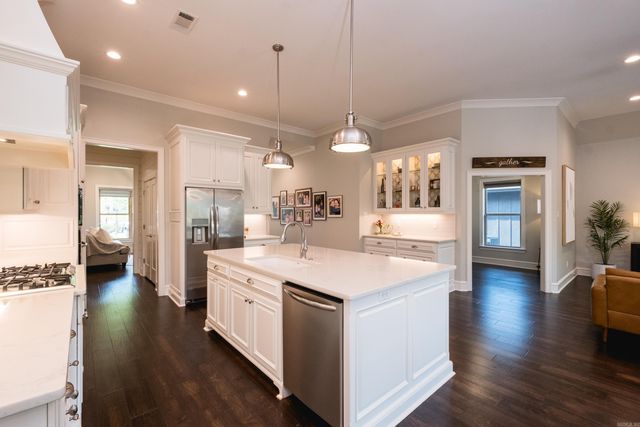 3 Sycamore Court, Little Rock, AR 72223