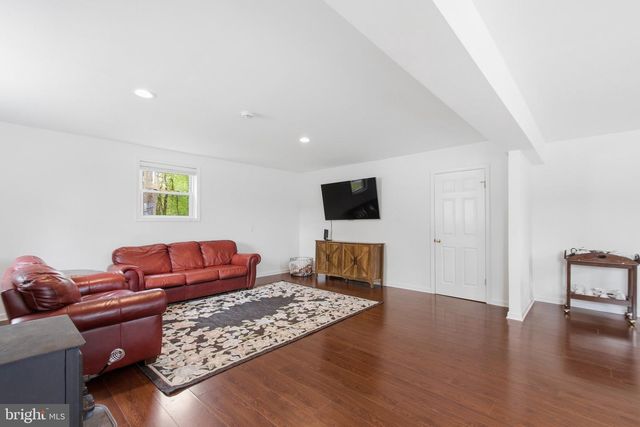 8915 IGOE ST, Lorton, VA 22079
