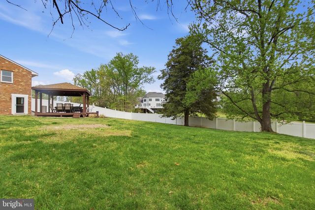 8915 IGOE ST, Lorton, VA 22079