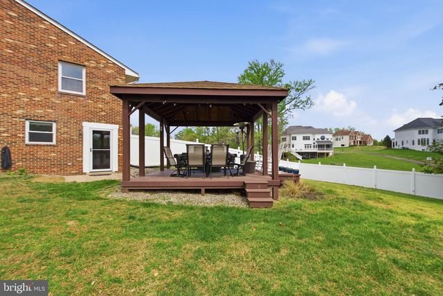 8915 IGOE ST, Lorton, VA 22079