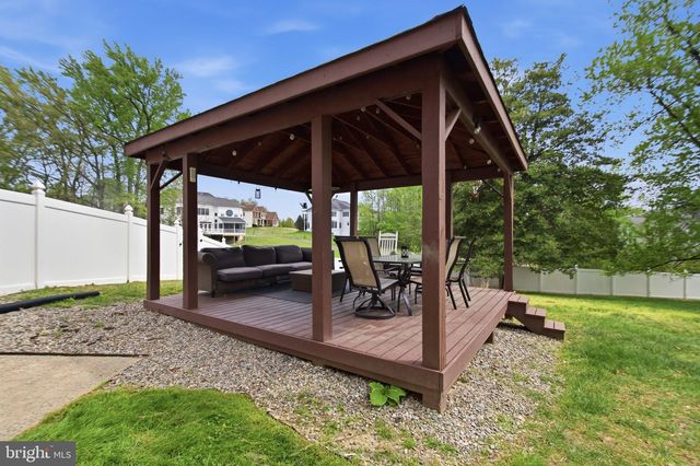 8915 IGOE ST, Lorton, VA 22079