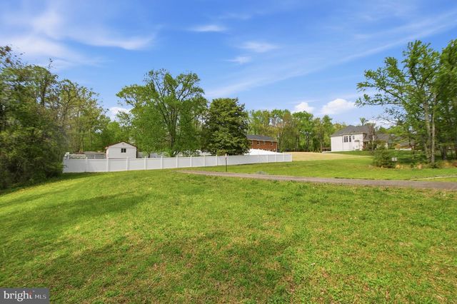 8915 IGOE ST, Lorton, VA 22079