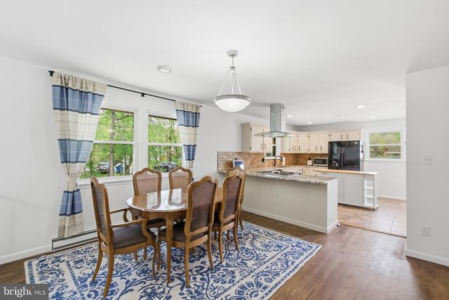 8915 IGOE ST, Lorton, VA 22079