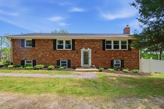 8915 IGOE ST, Lorton, VA 22079