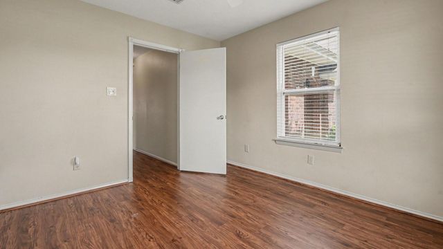 3119 Kathleen Drive, Mont Belvieu, TX 77523
