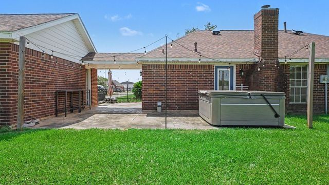 3119 Kathleen Drive, Mont Belvieu, TX 77523