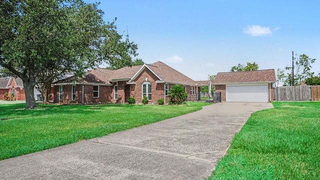3119 Kathleen Drive, Mont Belvieu, TX 77523