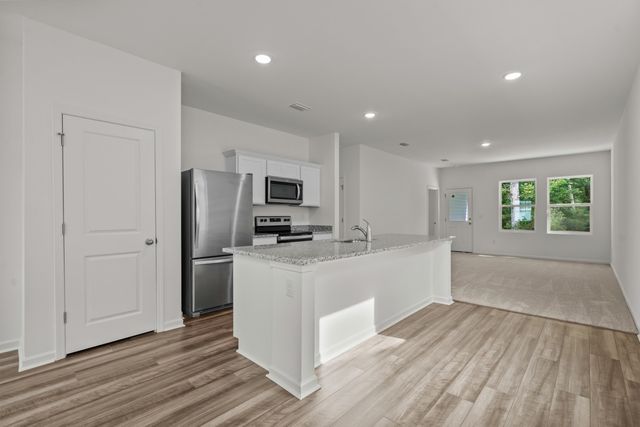 141 Covey Rise Dr, Aynor, SC 29511