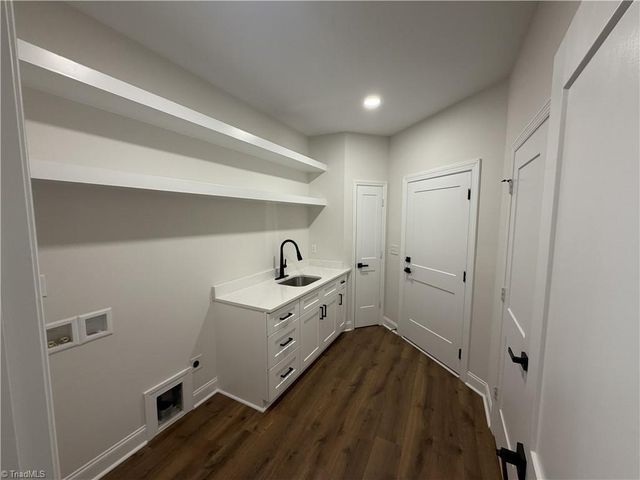 7104 Faucette Farms Drive, Browns Summit, NC 27214