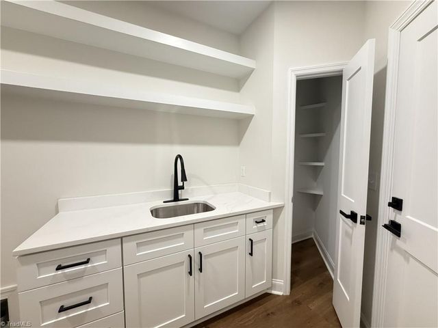 7104 Faucette Farms Drive, Browns Summit, NC 27214