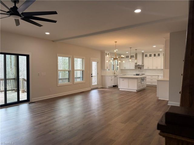 7104 Faucette Farms Drive, Browns Summit, NC 27214