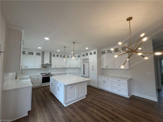 7104 Faucette Farms Drive, Browns Summit, NC 27214