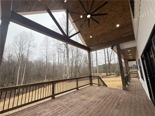 7104 Faucette Farms Drive, Browns Summit, NC 27214