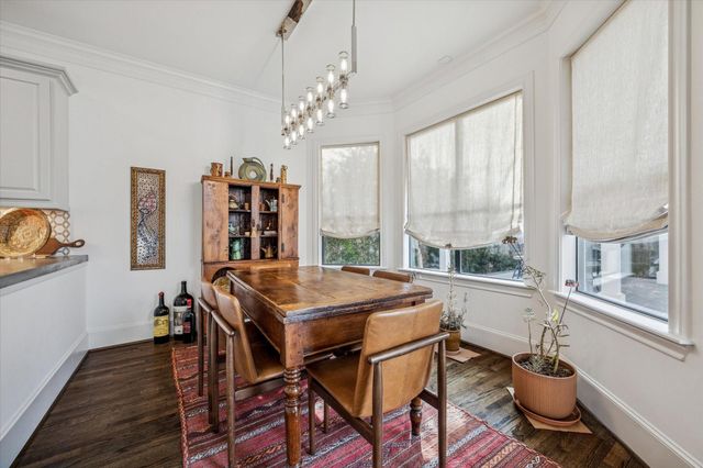 807 N 2nd Street, Bellaire, TX 77401