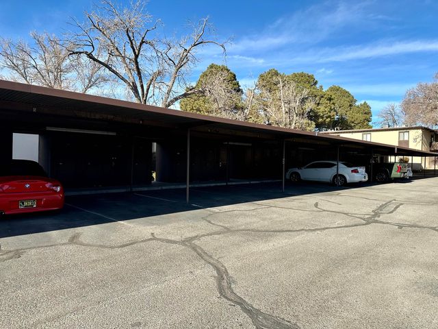 1601 Pennsylvania Street NE U 04, Albuquerque, NM 87110