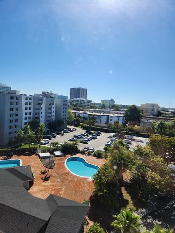 9001 SW 77th Avenue C-802, Miami, FL 33156