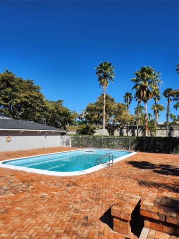 9001 SW 77th Avenue C-802, Miami, FL 33156