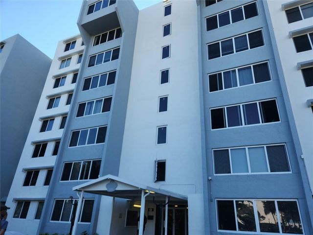 9001 SW 77th Avenue C-802, Miami, FL 33156