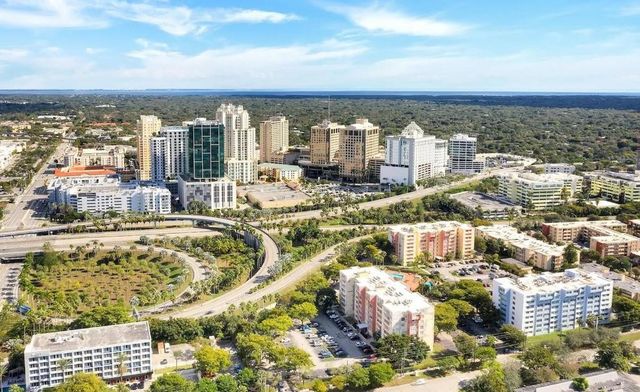 9001 SW 77th Avenue C-802, Miami, FL 33156