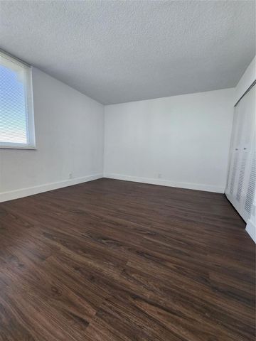 9001 SW 77th Avenue C-802, Miami, FL 33156