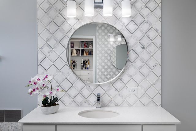 1127 Hibbard Road, Naperville, IL 60563