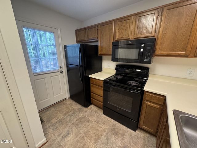 174 Winners Circle, Cary, NC 27511