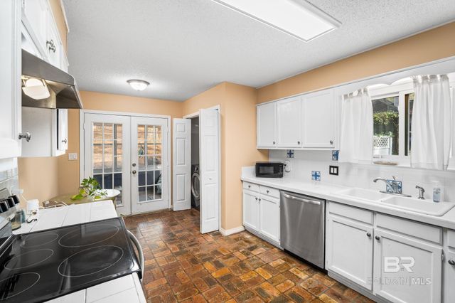 246 Rolling Hill Drive, Daphne, AL 36526