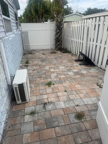 2793 SHAWNEE Road B, West Palm Beach, FL 33406