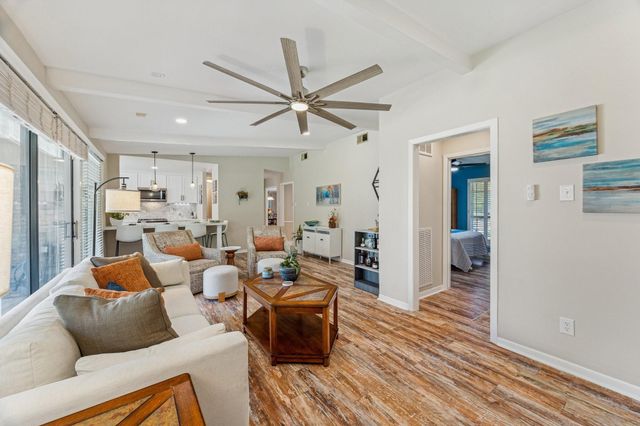 10902 Mullins Drive, Houston, TX 77096