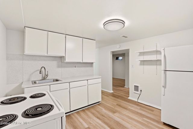 7307 E 6th Ave, Spokane Valley, WA 99212