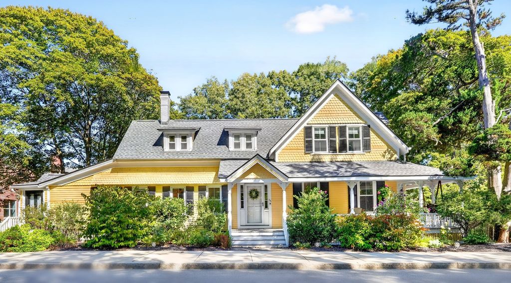 241 Vinton Street, Melrose, MA 02176